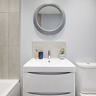 Designer Seaside Escape King Beds Scenic View