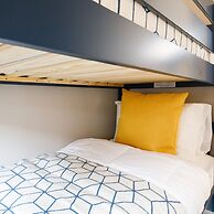 Designer Seaside Escape King Beds Scenic View