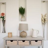 Designer Seaside Escape King Beds Scenic View