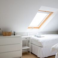 Tranquil Family Retreat 5 min to Beach Garden