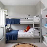 Bosham 3 BR Beach House With Garden Playhouse