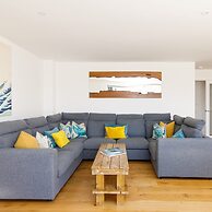 Delightful Seaside Hideaway 5 Mins to Beach