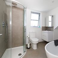 Delightful Seaside Hideaway 5 Mins to Beach