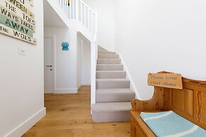 Delightful Seaside Hideaway 5 Mins to Beach