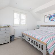 Delightful Seaside Hideaway 5 Mins to Beach