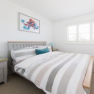 Delightful Seaside Hideaway 5 Mins to Beach
