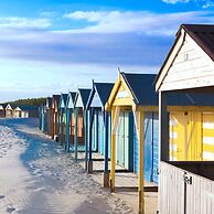 Delightful Seaside Hideaway 5 Mins to Beach