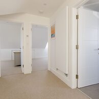 Delightful Seaside Hideaway 5 Mins to Beach