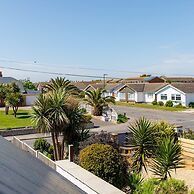 Delightful Seaside Hideaway 5 Mins to Beach