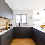 Delightful Seaside Hideaway 5 Mins to Beach