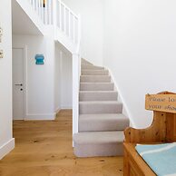 Delightful Seaside Hideaway 5 Mins to Beach