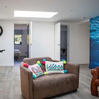 The Salt House - Luxury Home With Pool Hot Tub