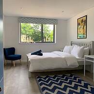 The Salt House - Luxury Home With Pool Hot Tub