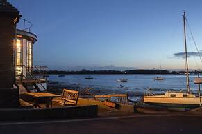 The Salt House - Luxury Home With Pool Hot Tub