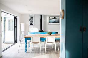 The Salt House - Luxury Home With Pool Hot Tub