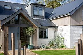 The Salt House - Luxury Home With Pool Hot Tub