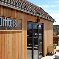 Modern Stylish Seaside Family Home