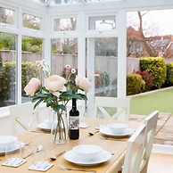 Modern Stylish Seaside Family Home