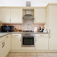 Modern Stylish Seaside Family Home