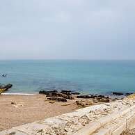 Lovely Selsey Apartment With sea Views Sleeps 4