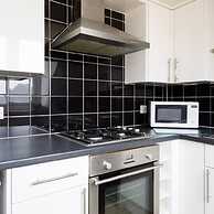 Lovely Selsey Apartment With sea Views Sleeps 4