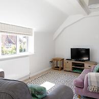 Beach House With Pool in West Wittering