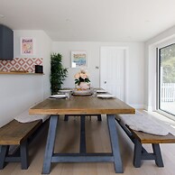 Beach House With Pool in West Wittering