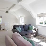 Beach House With Pool in West Wittering