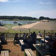 Beach House With Pool in West Wittering