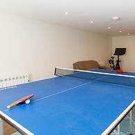 Beach House With Pool in West Wittering