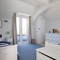 Beach House With Pool in West Wittering