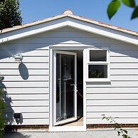 Beach House With Pool in West Wittering