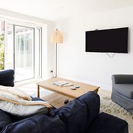 Beach House With Pool in West Wittering