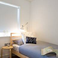 Insta-worthy 4br Designer House 5 min to the Beach