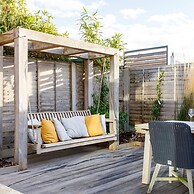 Insta-worthy 4br Designer House 5 min to the Beach