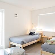 Insta-worthy 4br Designer House 5 min to the Beach