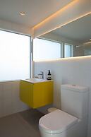 Insta-worthy 4br Designer House 5 min to the Beach