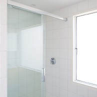 Insta-worthy 4br Designer House 5 min to the Beach