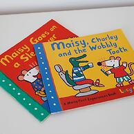 Gorgeous Home for 12 - Walk to Beach - Sea View