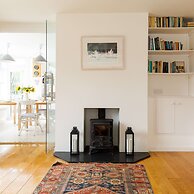 Secluded Rural Retreat Close to Beach - Sleeps 12