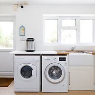 Secluded Rural Retreat Close to Beach - Sleeps 12