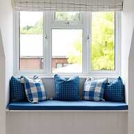 Secluded Rural Retreat Close to Beach - Sleeps 12