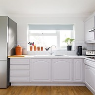 Coastal Retreat for 8 With Hot Tub - Walk to Beach