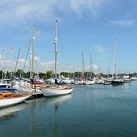 Stunning 5BR Home With Pool - 5 min to Beach