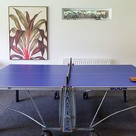 Stunning 5BR Home With Pool - 5 min to Beach