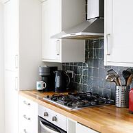 Charming 3bd Townhouse Right in the City Centre
