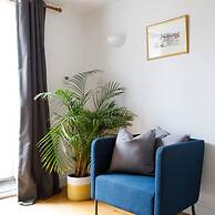 Charming 3bd Townhouse Right in the City Centre