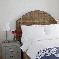 Wonderful Seafront Home - Panoramic Ocean Views