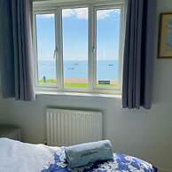 Wonderful Seafront Home - Panoramic Ocean Views