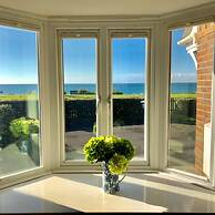 Wonderful Seafront Home - Panoramic Ocean Views
